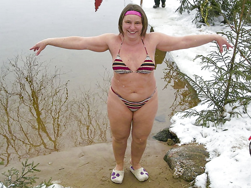 Winter swimming Russian women! #20443313