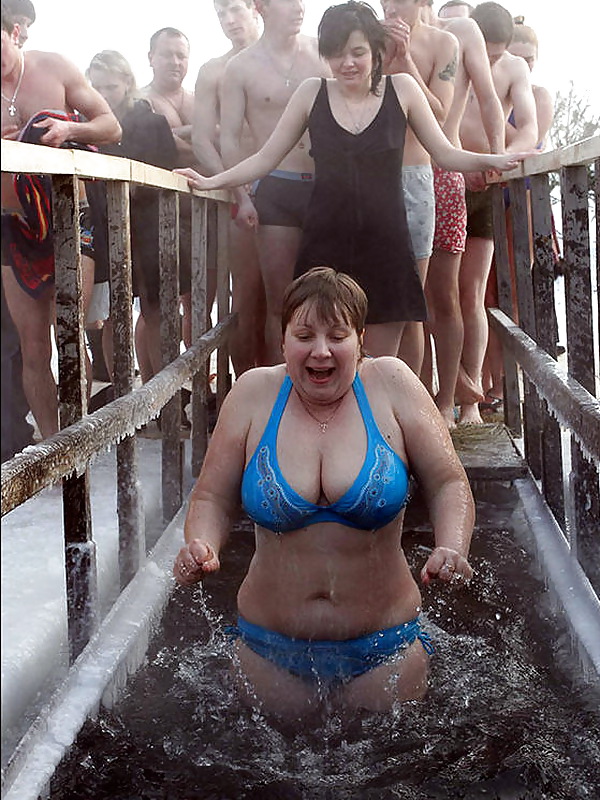 Winter swimming Russian women! #20443331