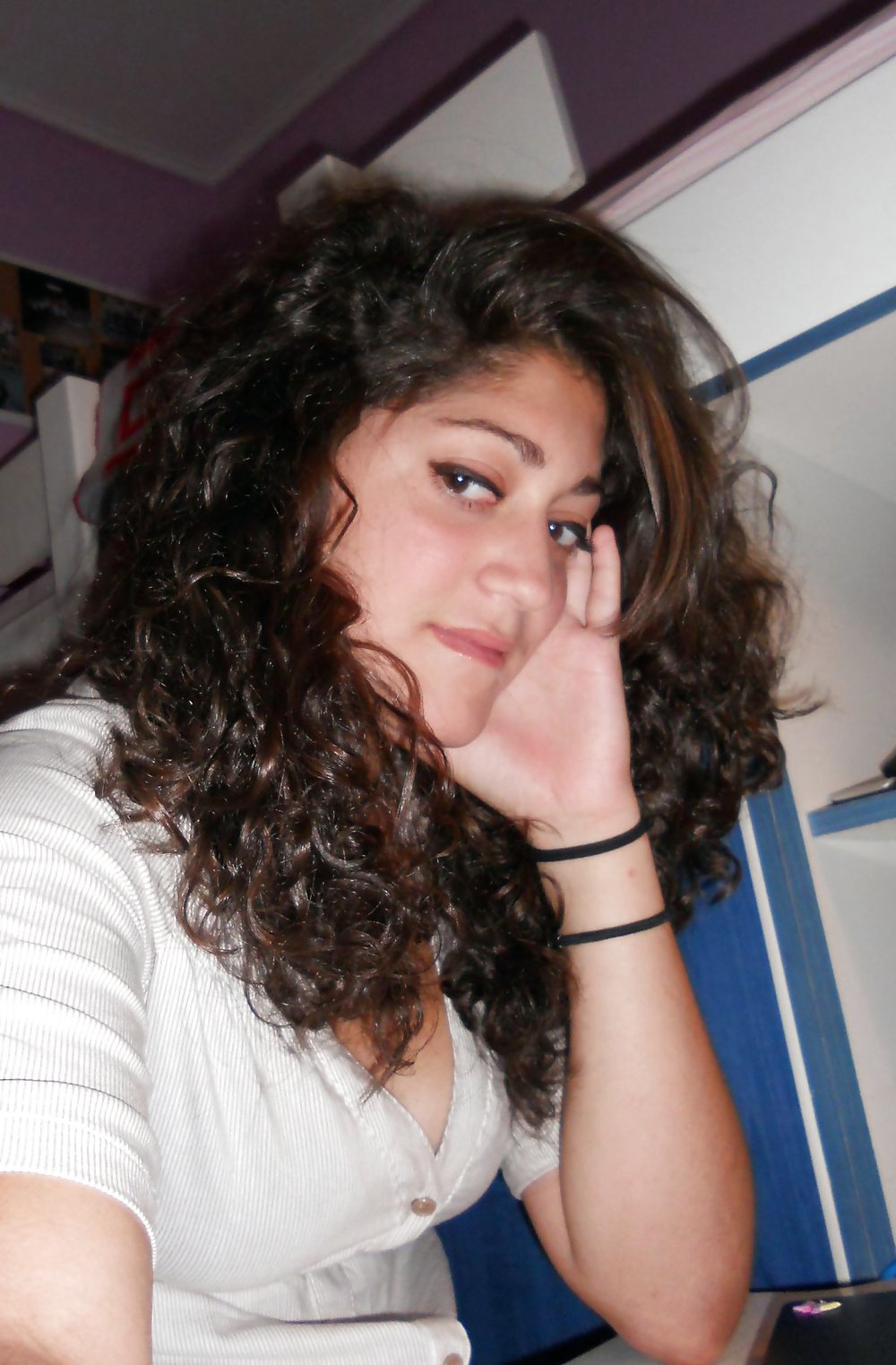 Amateur 7 #8799009
