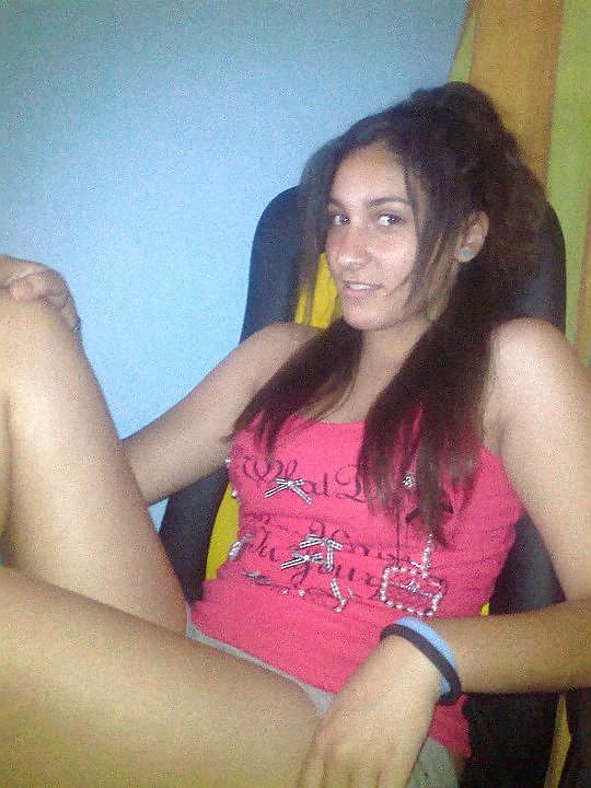 Amateur 7 #8799152