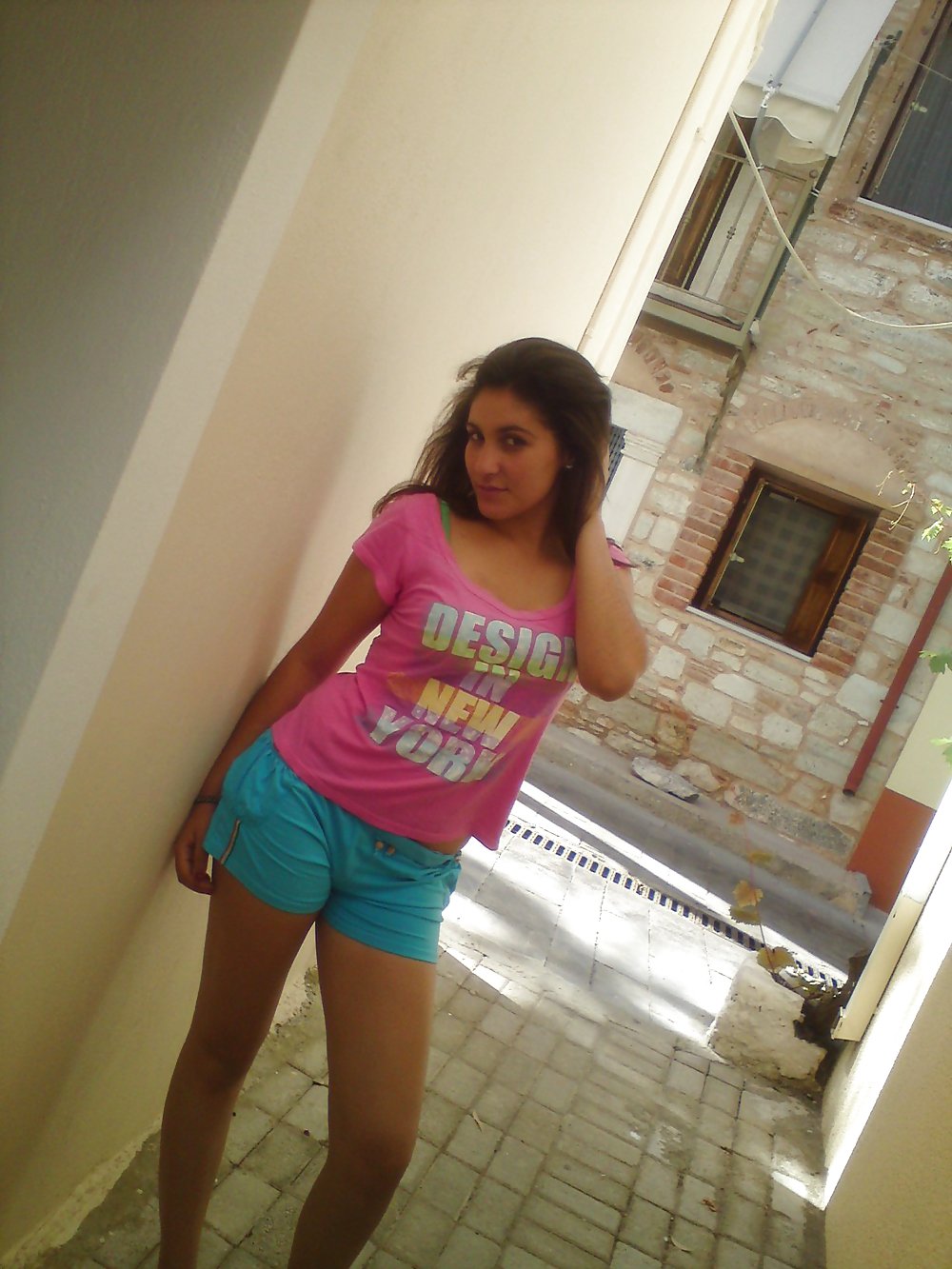Amateur 7 #8799159
