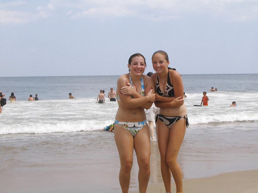 BIKINI CUTIES XVIII #9825184