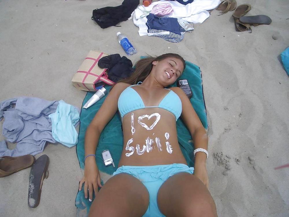 BIKINI CUTIES XVIII #9825402
