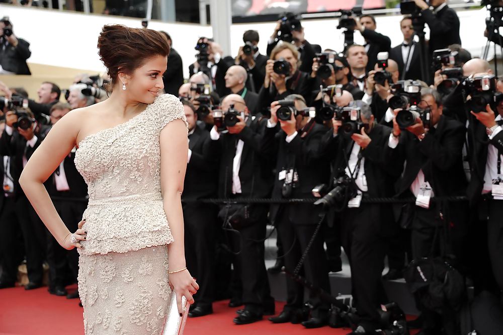 Aishwarya Rai 64th Cannes Film Festival Opening Ceremony Porn Pictures Xxx Photos Sex Images