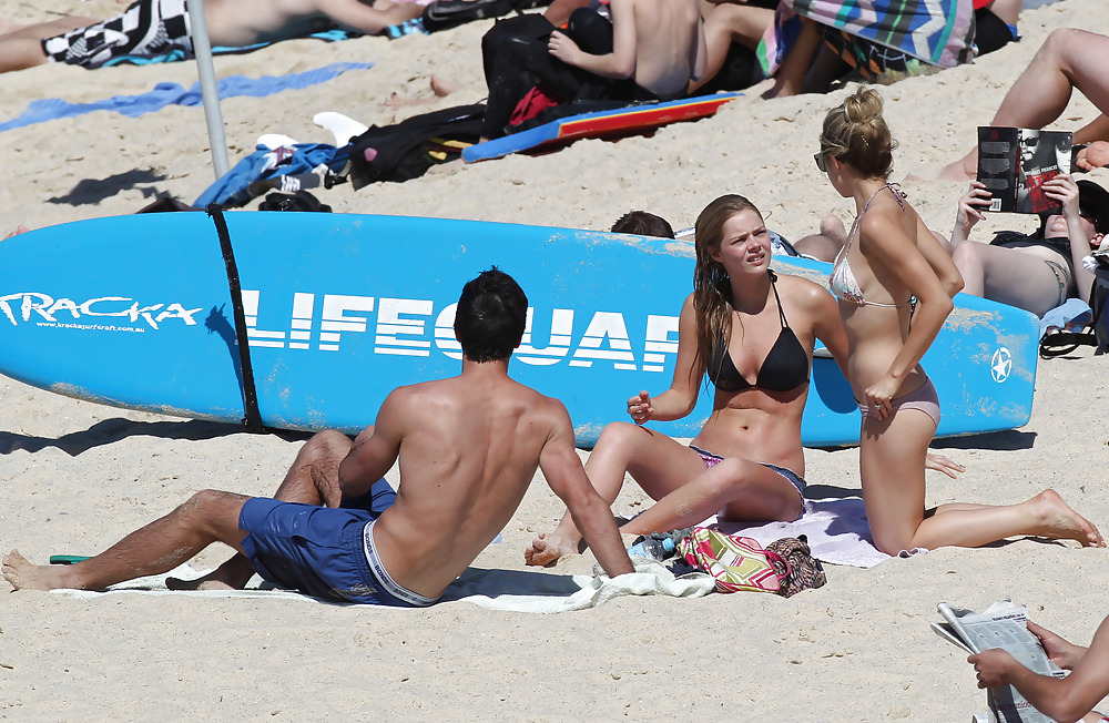 Samara Tissage Bikini Candids Bronte Beach Sydney #5670882