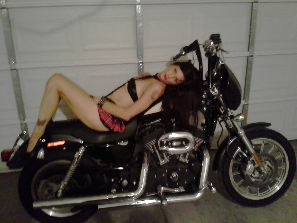 Hotness on a Harley #22500028