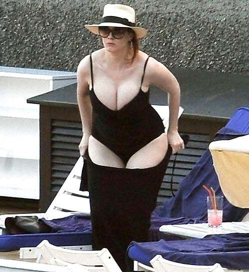 Christina Hendricks - one-piece swimsuit in Italy #6352565