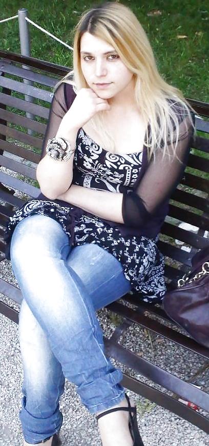 Greta - flawed and thick bodied blonde babe 
 #19320460