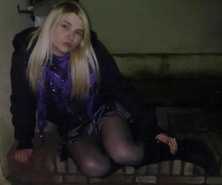Greta - flawed and thick bodied blonde babe 
 #19320464