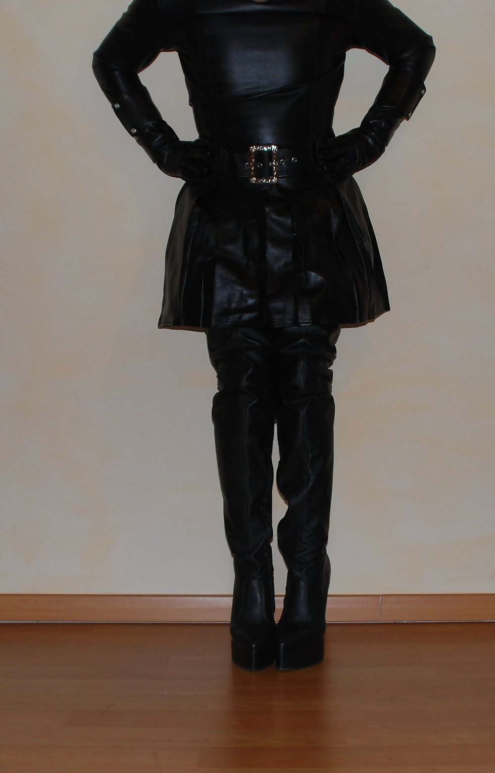 Full leather #14955684