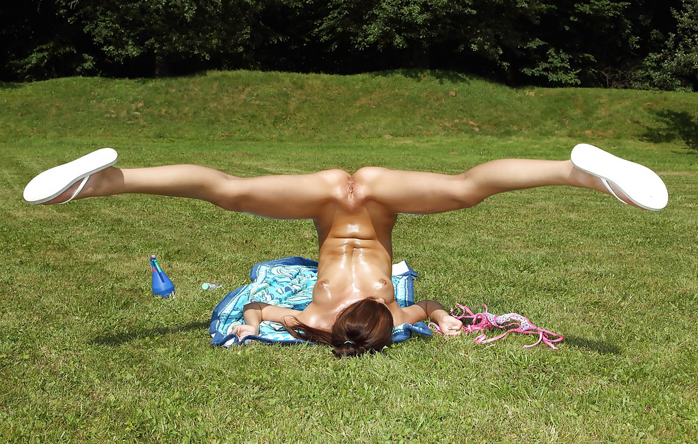 Artistic, Flexi & Fisting HOT Girl Outdoor #10513673