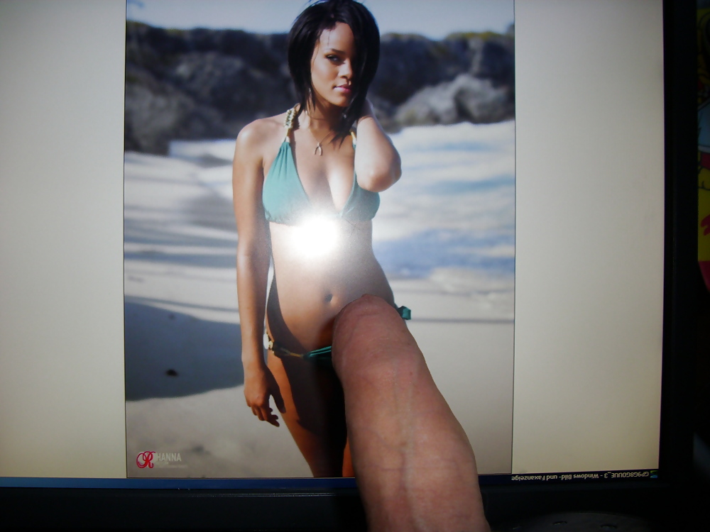Rihanna  #596006