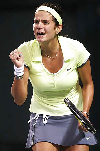 Julia Goerges #3957813