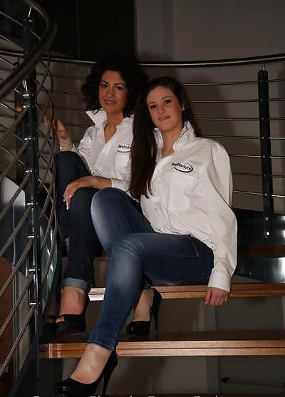 Animated Women on the Automobile Showcase #9699910