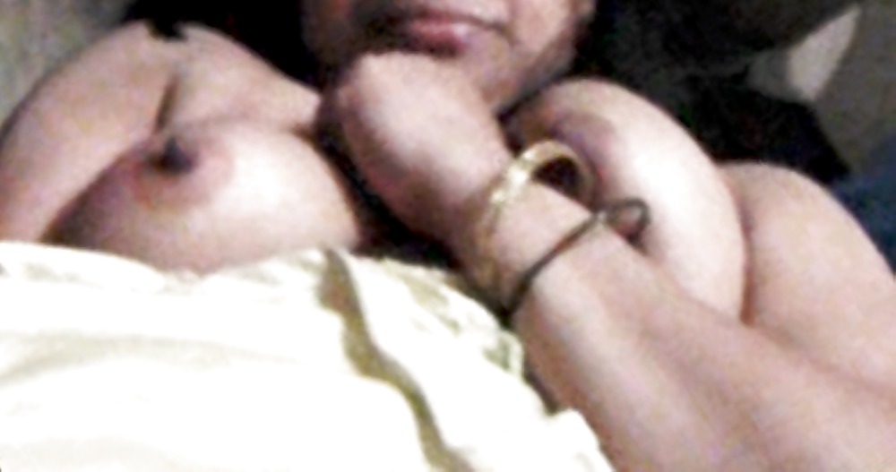 Mi esposa shree-en su suite de b'day. me follo a mi esposa india-desi
 #5046946