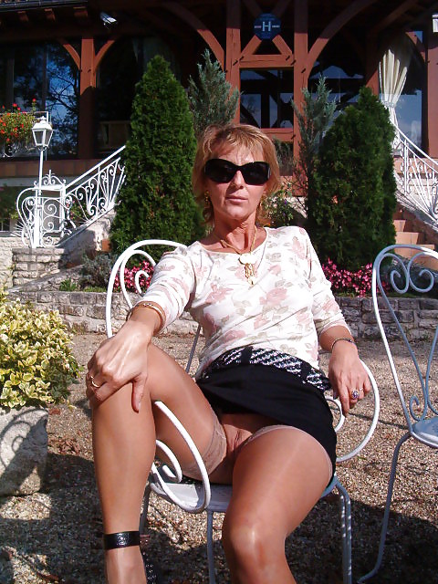 Mature wife from Lille exposed by cuckold hubby #3687632