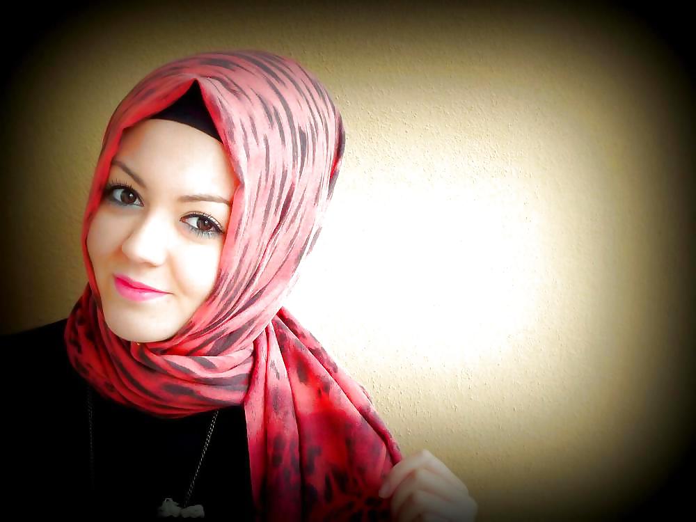Turbanli hijab árabe, turco, asiático desnudo - no desnudo 03
 #15571727