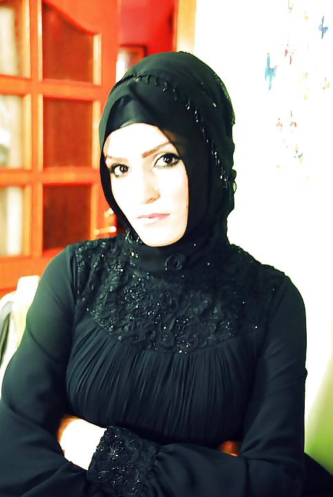 Turbanli hijab arabo, turco, asiatico nudo - non nudo 03
 #15571769
