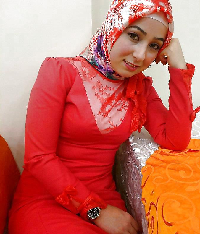 Turbanli hijab arabo, turco, asiatico nudo - non nudo 03
 #15571973