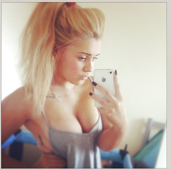 Facebook Emo Gothic Scene Girl Selfies Part 2 #20174477