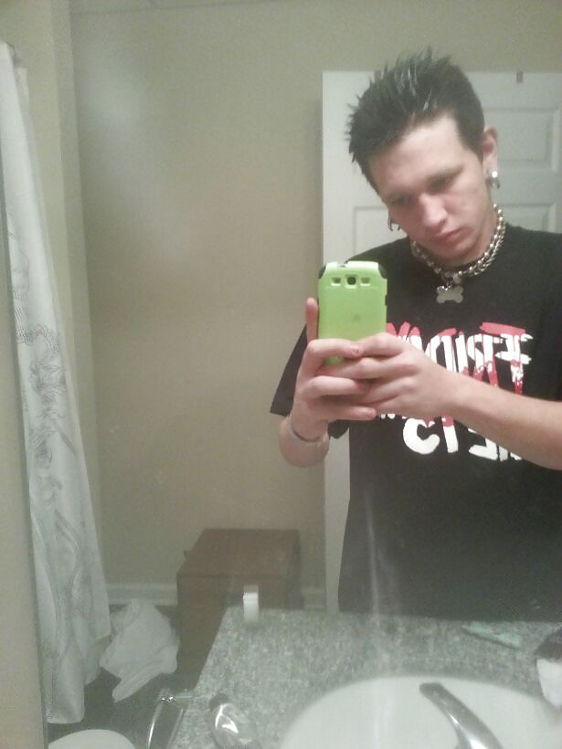 Me:) #22596901