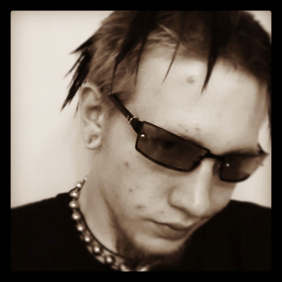 Me:) #22596916