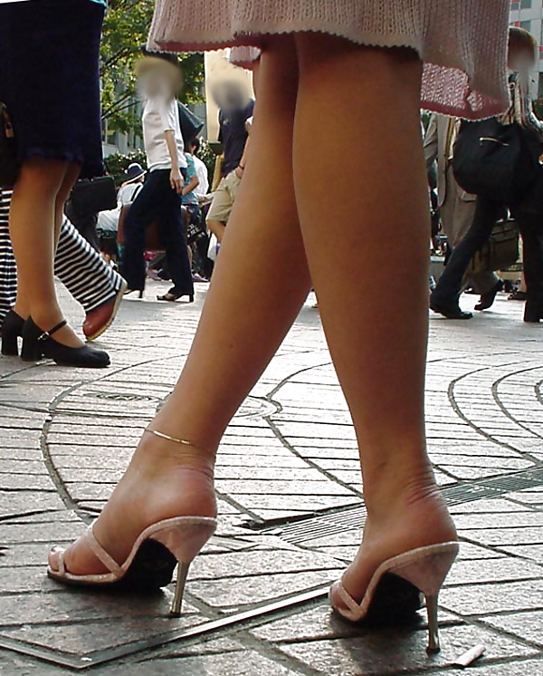 High Heels on Streets in Japan - Vol. 1 #2881435