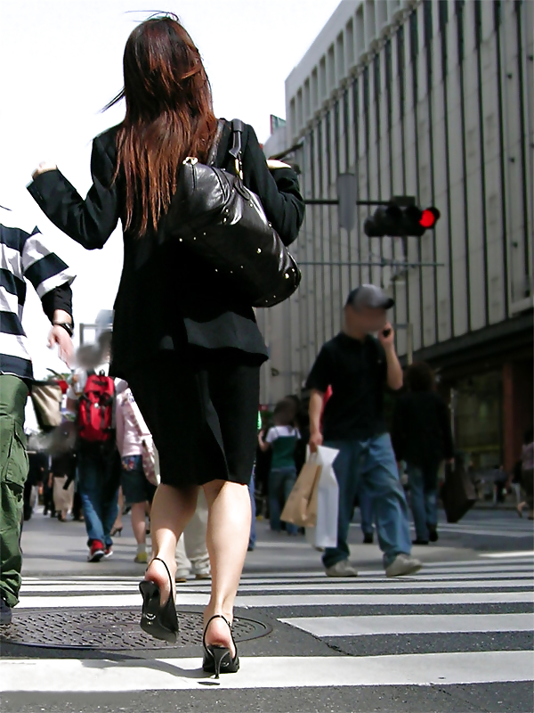 High Heels on Streets in Japan - Vol. 1 #2881734