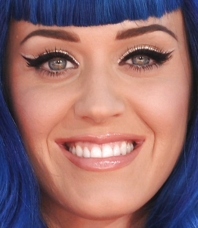 Katy perrys sexy faccia piedi scarpe gambe e tette meritando cum
 #7286865