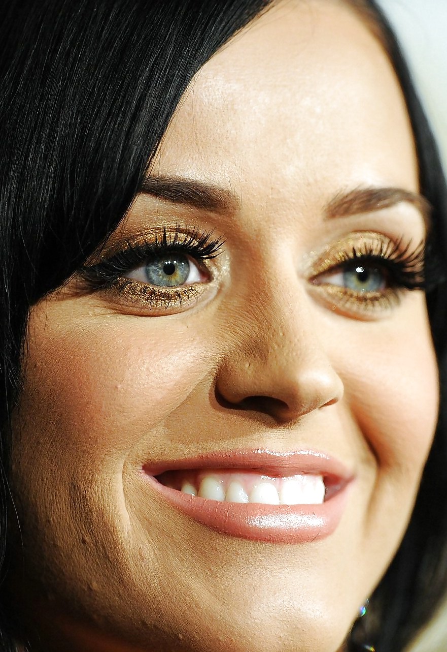 Katy perrys sexy faccia piedi scarpe gambe e tette meritando cum
 #7287119