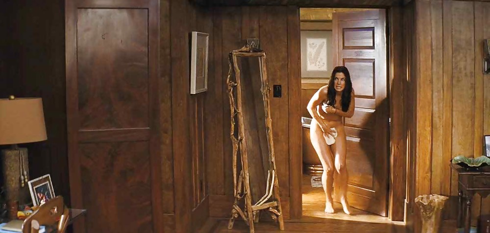 Sandra Bullock nuda
 #7817643