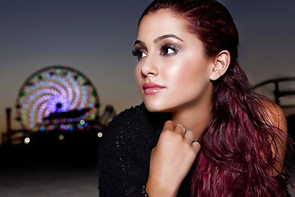 Ariana Grande #18476450