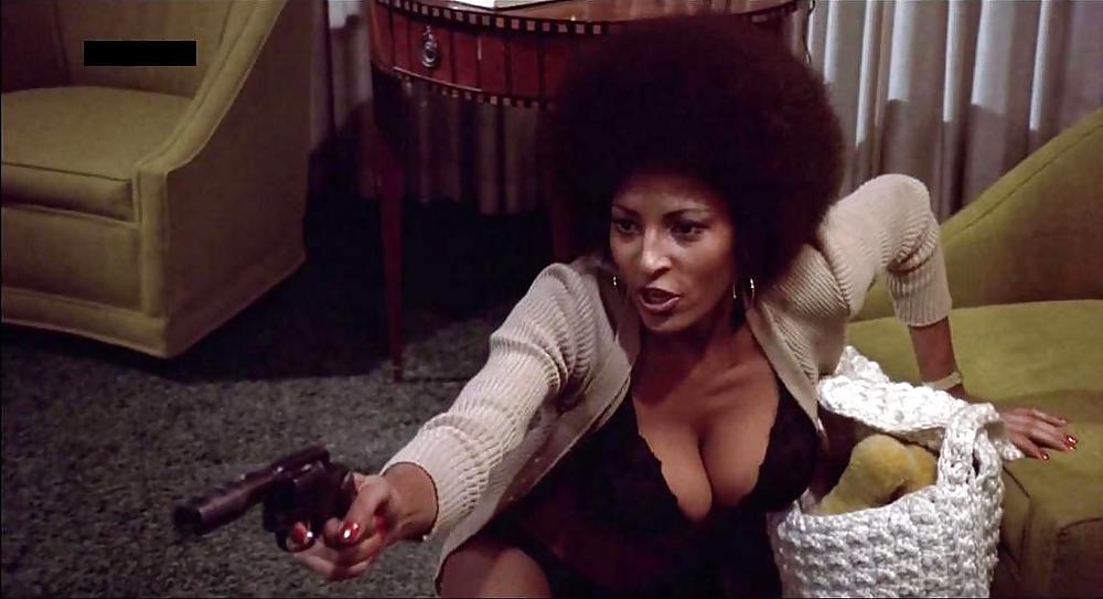 Pam Grier Ultimate Nude Collection #6319114