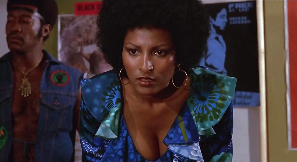 Pam Grier Ultimate Nude Collection #6319297
