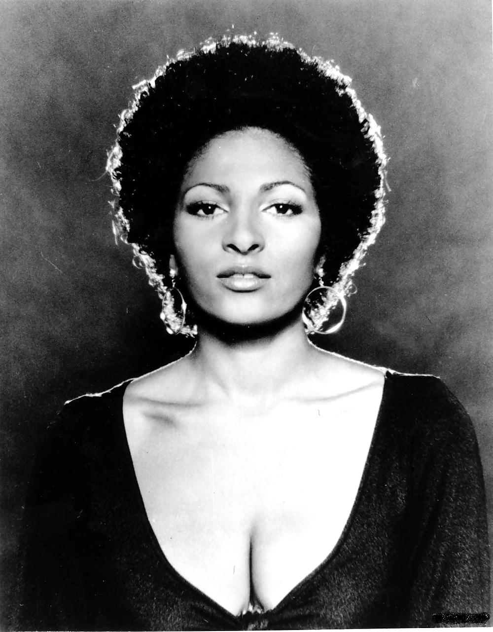 Pam Grier Ultimate Nude Collection #6319770