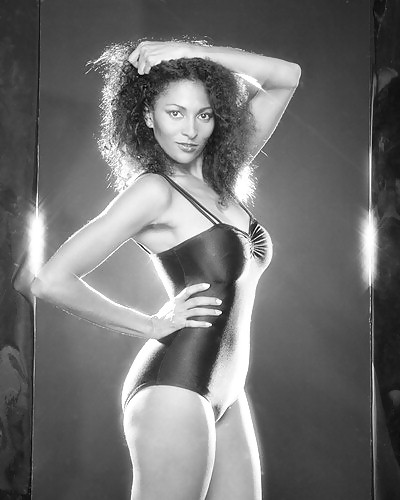Pam Grier Ultimate Nude Collection #6319851