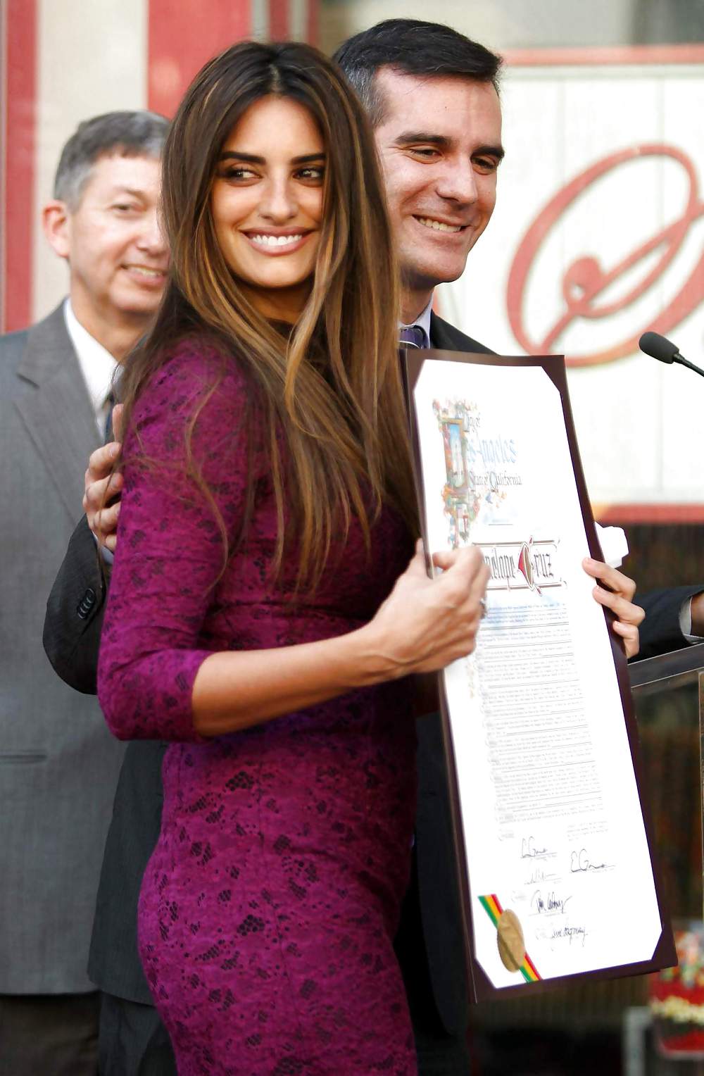 Penelope Cruz honored on The Hollywood Walk Of Fame #3356717