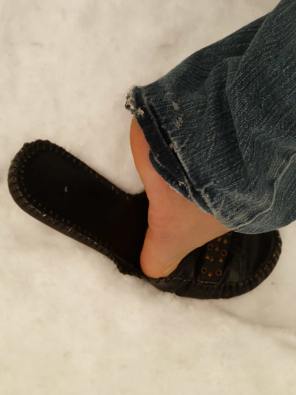 Feet in snow #8299012