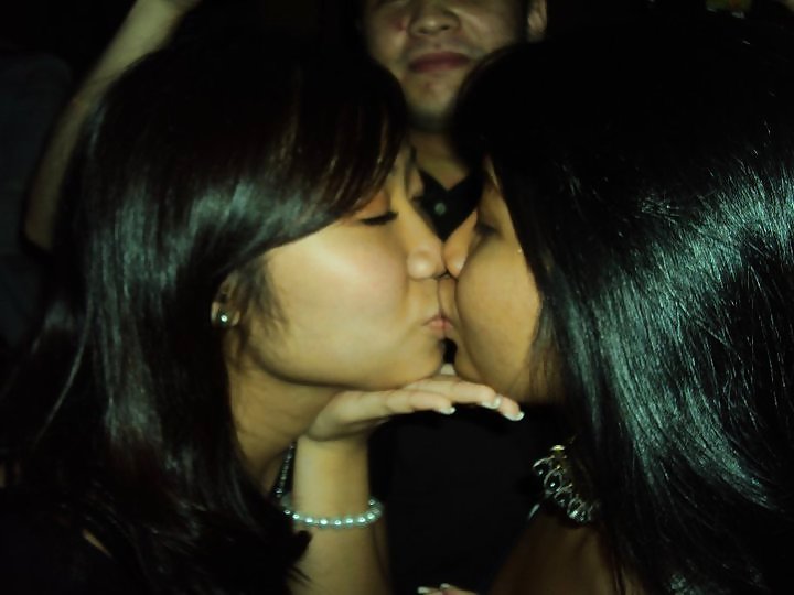 Asiáticos
 #3272015