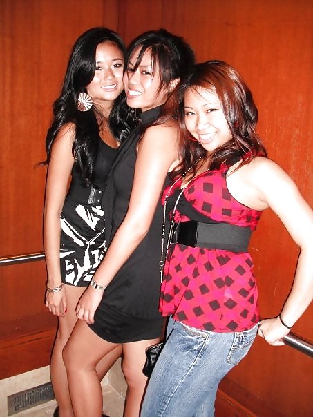 Asiáticos
 #3272099