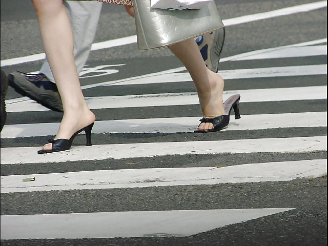Tacones altos en las calles de Japón - vol. 2
 #4104430