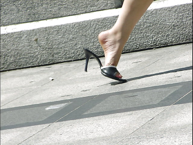 High Heels on Streets in Japan - Vol. 2 #4104438