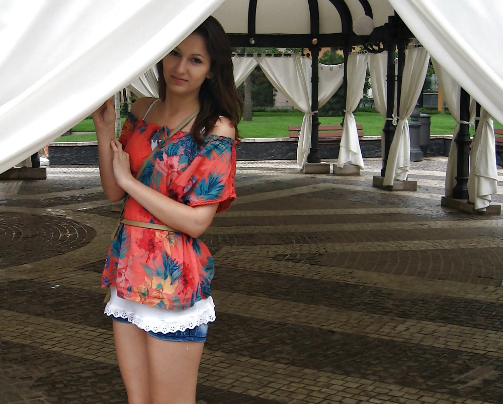 スマートなお姉さん
 #18567354