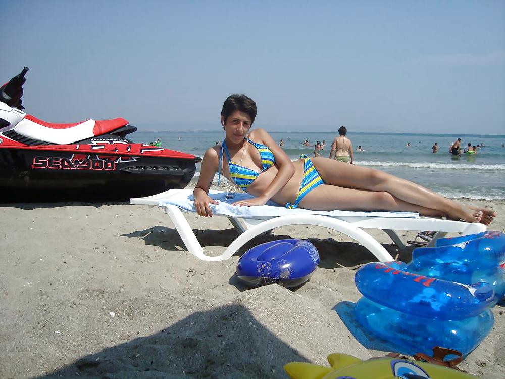 黒海のビーチガール（ブルガリア
 #14999757