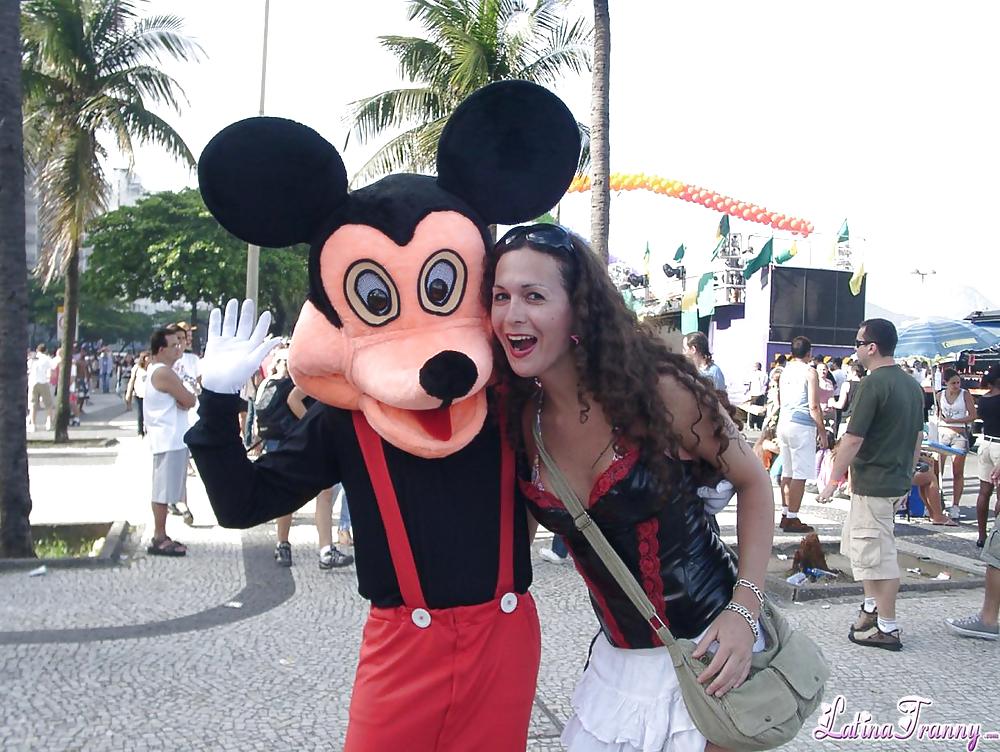 T-grls al aire libre
 #17470156