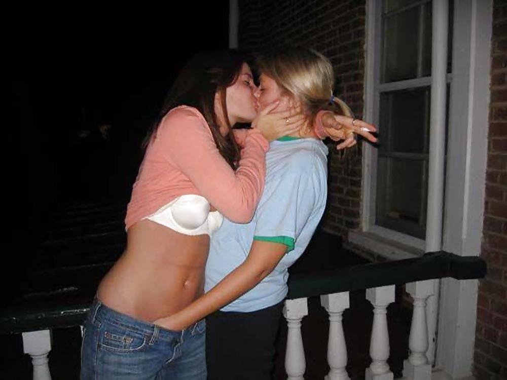 Queens in Jeans LVXV - a few lesbians #16248533