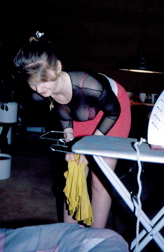 Sag - Frau Titten Rosa BH & Minirock & Black Netzhemd 05 #14709536