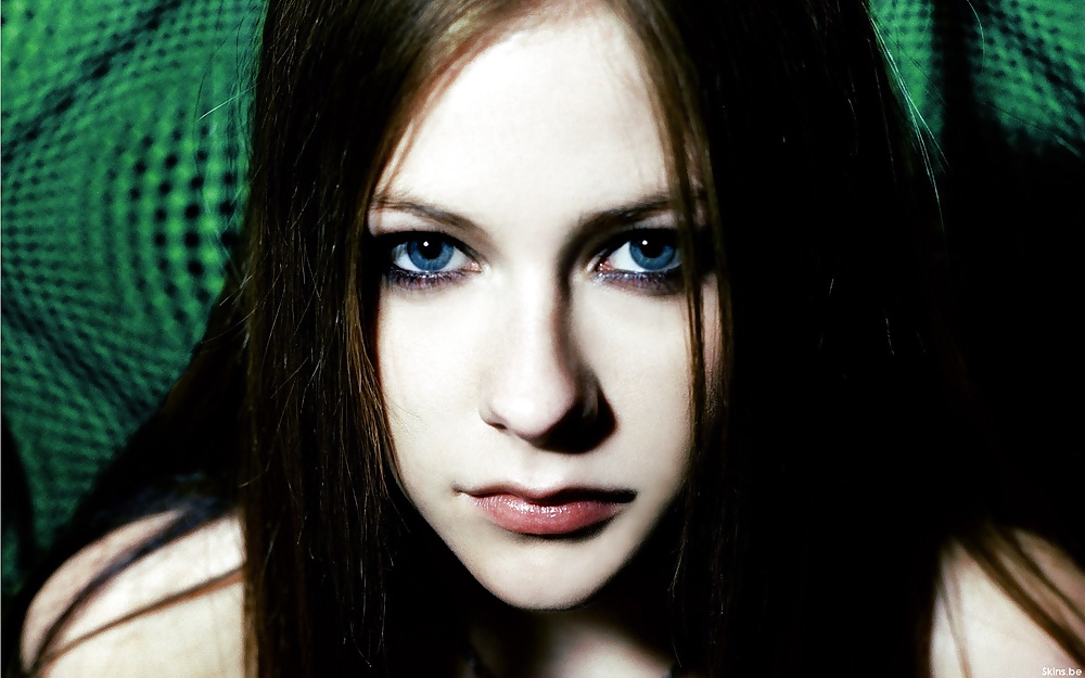 Celeb Cum Targets : Avril Lavigne #15220418