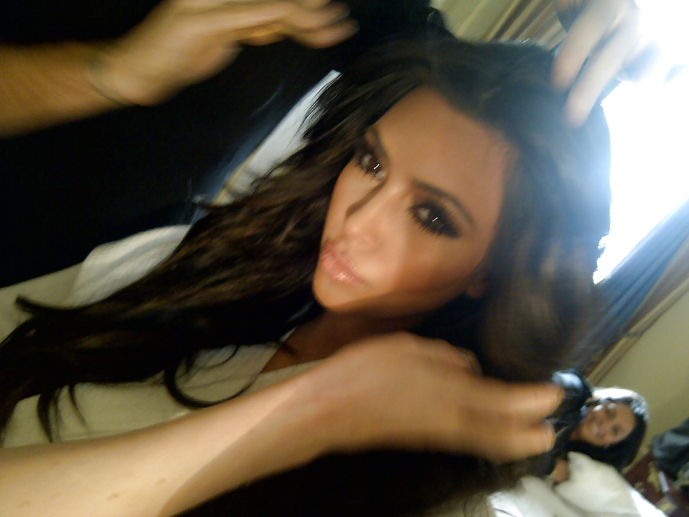 Kim kardashian 2011 twit pics
 #4627769