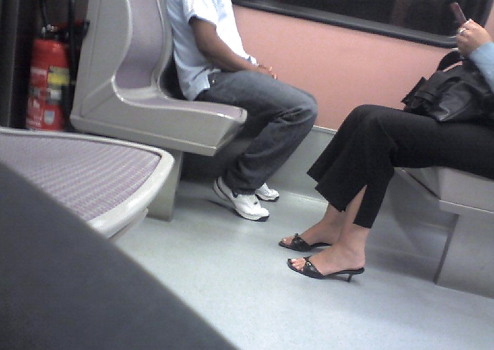 Bellezas del metro
 #10190336